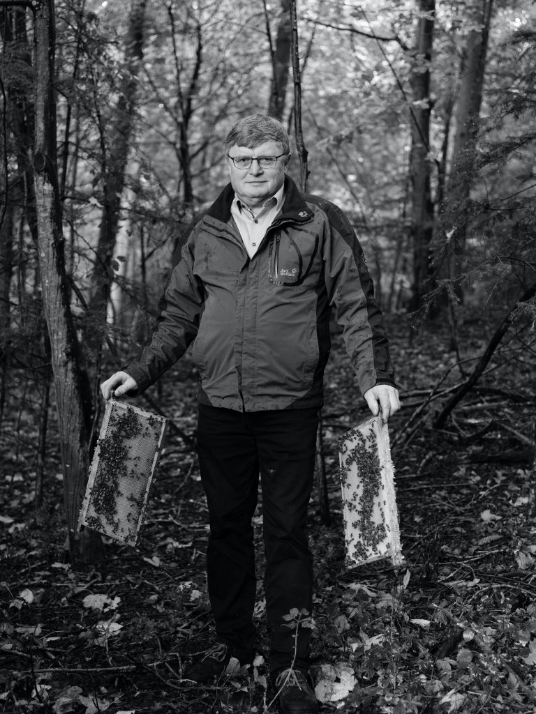 Der Imker Christian Maushart, fotografiert von Gerald von Foris